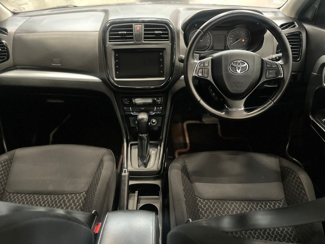 2022 Toyota Urban Cruiser 1.5 XR Auto Q2FyTGlzdGluZzo1ODI0MTg